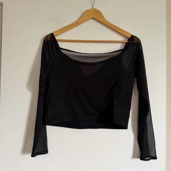Abercrombie & Fitch Black Mesh Sleeve Cropped Long Sleeve Top size Large EUC - Picture 12 of 14